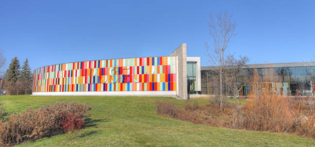 panorama do museu da região de waterloo em kitchener, ontário, canadá - kitchener - fotografias e filmes do acervo