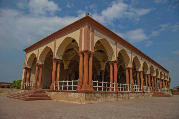 istock Diwan-e-Aam lahore fort 1308535398