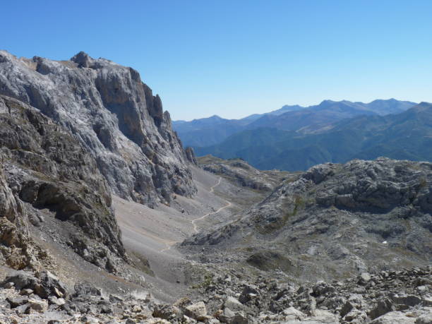 istock Picos de Europa: magnificent high mountain scenery, with the trail up from Fuente De 1308603435