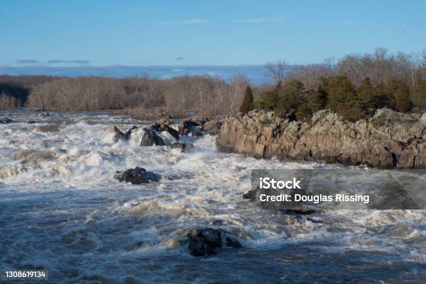 Great Falls National Park Potomac River Stock Photo - Download Image Now - Washington DC, Estuary, Potomac River