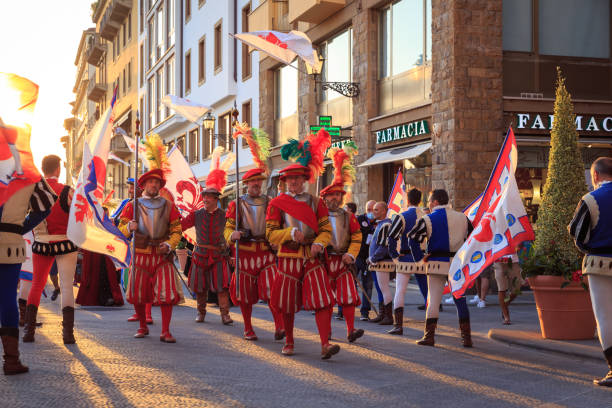 le tour du défilé traditionnel de festival de magi florence, italie - sun sunlight italy florence italy photos et images de collection