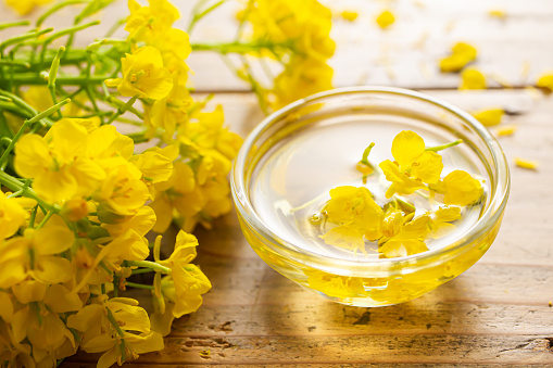 Rapeseed oil, cooking oil, oil, rape blossoms