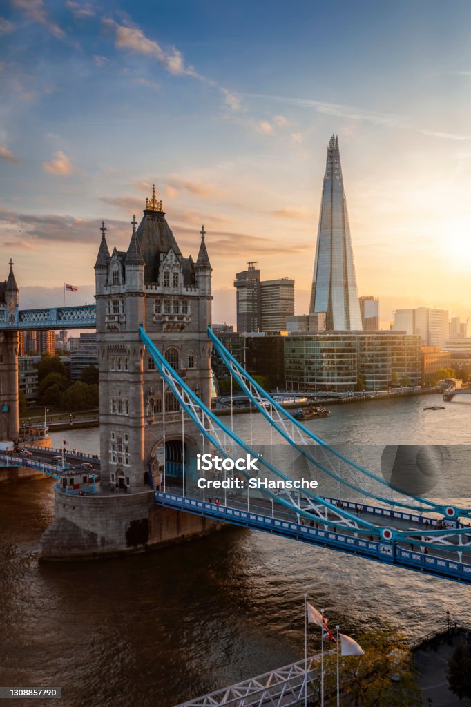 Elevated view to the Tower Bridge of London during sunset Elevated view to the Tower Bridge of London, United Kingdom, during sunset time London - England Stock Photo