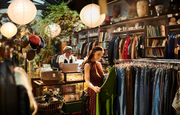 vendimia de compras - vintage attire fotografías e imágenes de stock