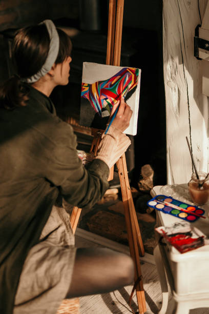 istock Finishing my painting 1309007190