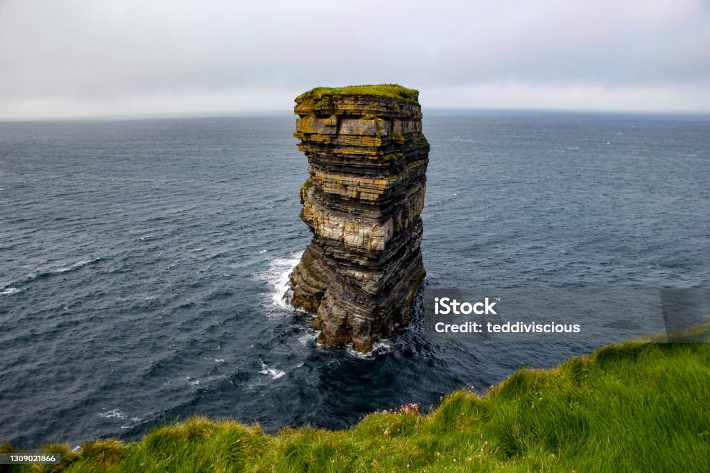 Downpatrick Head, Mayo, Ireland Dún Briste sea stack at Downpatrick Head, near Ballycastle, County Mayo, Ireland Downpatrick Stock Photo