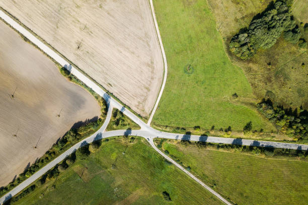 Crossroads with five roads and a triangle in the middle.