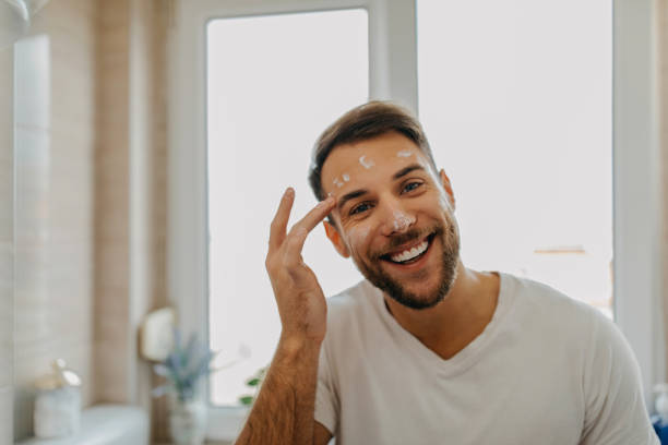 istock Beautiful young man getting ready in the morning 1309092673