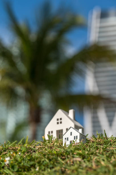 istock Real Estate choices 1309116590
