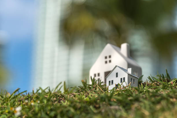 istock Real Estate choices 1309117752