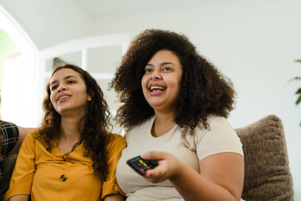 istock Friends at home 1309187681