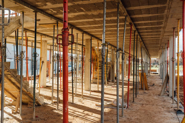 istock Props supporting the formwork of a floor slab 1309225242