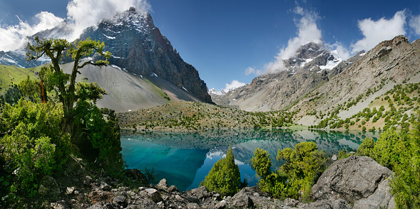Tourism in Tajikistan, Lake in the Fan Mountains, panorama nature