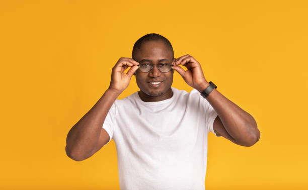 istock Smart modern blogger makes video for social networks 1309262381