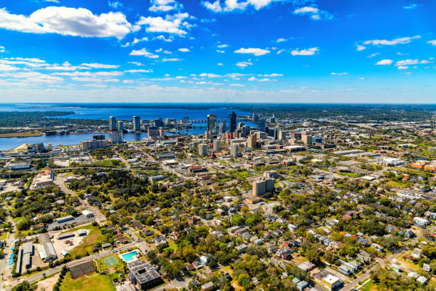 istock Downtown Skyline of Jacksonville 1309300542