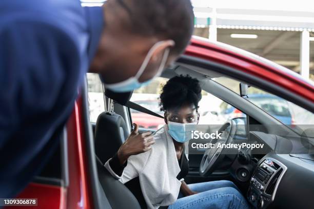 Carpool Ride Share And Carpooling Service Stock Photo - Download Image Now - Car Pooling, Carsharing, Car