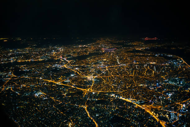 nocny widok na stambuł - airport angle architecture blue zdjęcia i obrazy z banku zdjęć