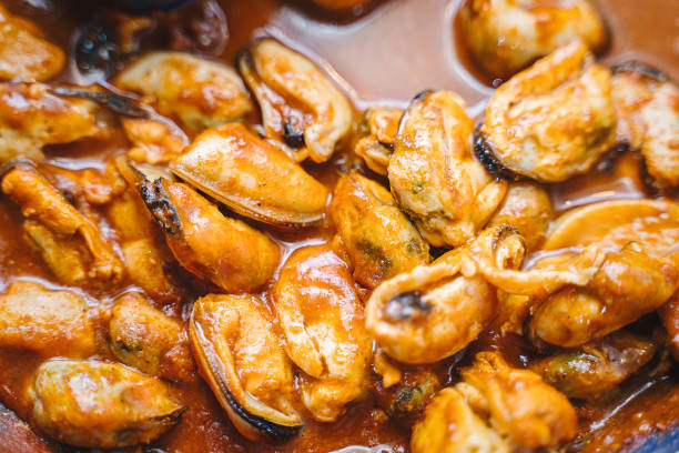 Mussel, Seafood, Fish food, Cooking, Cocktail