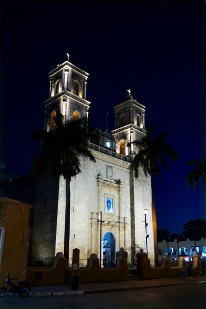 istock Colonial Church with Bell Towers 1309425853
