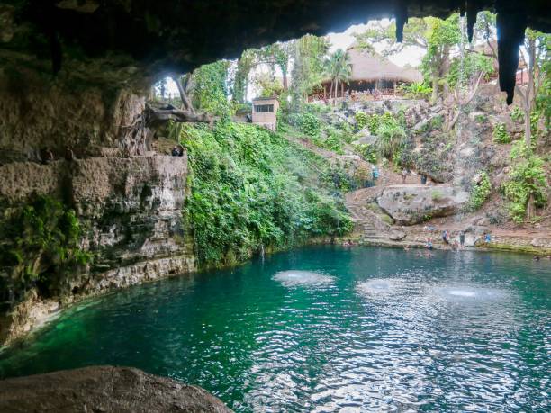 istock A Glimpse of Paradise 1309434662