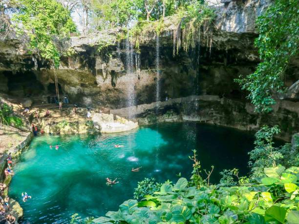 istock A Glimpse of Paradise 1309448416
