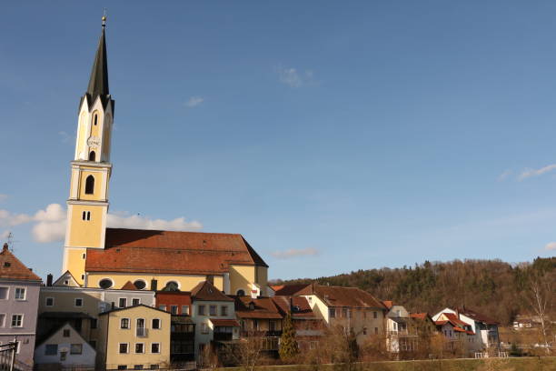 istock Spring in Vilshofen on the Danube in Bavaria 1309463983