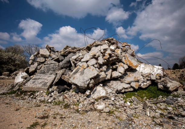 istock Heap of construction waste, concrete and brick 1309470934