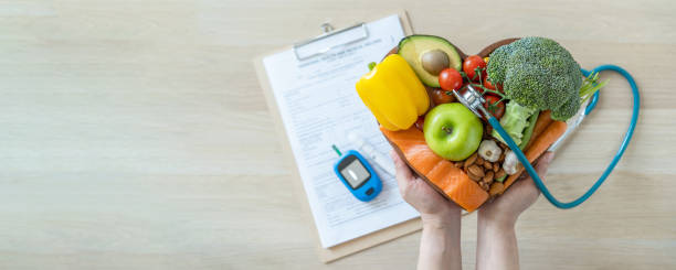 keto alimentos para dieta cetogénica y colestésica, estilo de vida saludable de alimentación nutricional para una buena salud del corazón con proteína alta en grasas, bajo en carbohidratos para prevenir enfermedades de la diabetes, control de enfermed - diabetes food fotografías e imágenes de stock