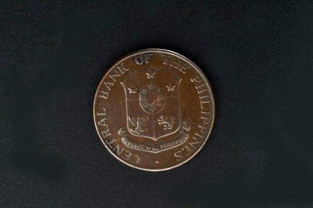 istock Philippinen Philippines - 1 Centavo 1958 Studio shot 1309710923