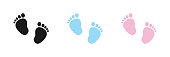 satz-von-vektor-illustrationen-von-baby-schritte-paare-von-schwarzen-rosa-und-blauen.jpg?b=1&s=170x170&k=20&c=noAW5fZvTrhsw1ybeCDgI2YQuHaWV670WzDfGPKo6eE=