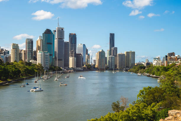skyline of Brisbane by brisbane river Brisbane skyline, capital of Queensland, Australia in daytime australasia stock pictures, royalty-free photos & images