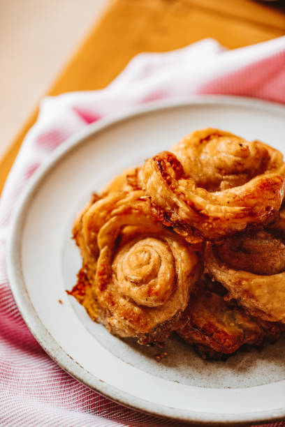 Homemade Vegan Cinnamon Rolls