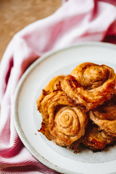 Homemade Vegan Cinnamon Rolls