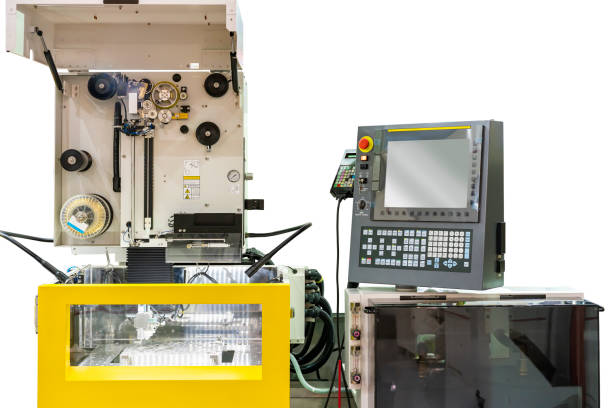 high technology and precision cnc edm electric wire cut machine with cmm probe dimension inspection and product during process forming in manufacturing isolated on white background with clipping path máquina de corte de alambre eléctrico de edm cnc de alta tecnología y precisión con inspección de la dimensión de la sonda de mm y producto durante la formación de procesos en la fabricación aislada en fondo blanco con trayectoria de recorte