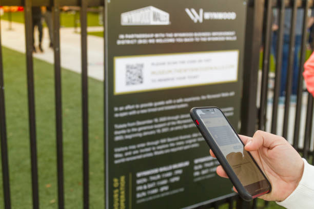 wynwood walls, miami, florida, stati uniti d'america - art basel miami beach immagine foto e immagini stock