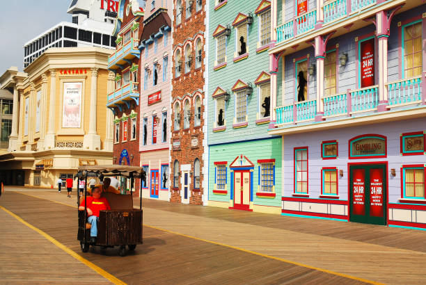 pedicab on the boardwalk - atlantic city gambling new jersey built structure imagens e fotografias de stock