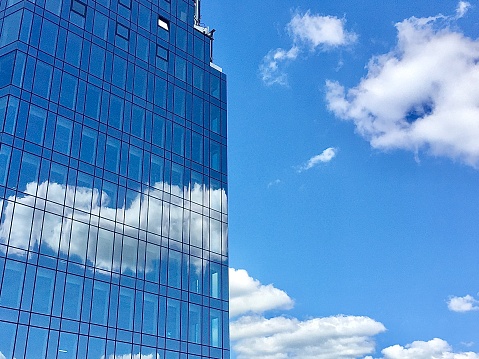Nubes de vidrio azul photo