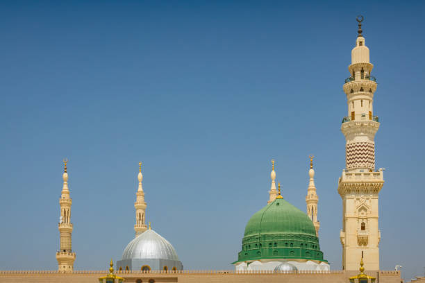al masjid an nabawi saudi arabia al haram medina madinah - masjid nabawi madinah potret stok, foto, & gambar bebas royalti