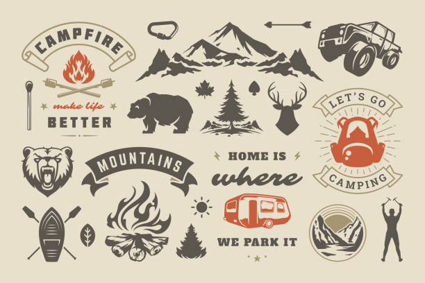 여름 캠핑 및 야외 모험 디자인 요소 세트, 따옴표 및 아이콘 벡터 일러스트 - layered mountain tree pine stock illustrations