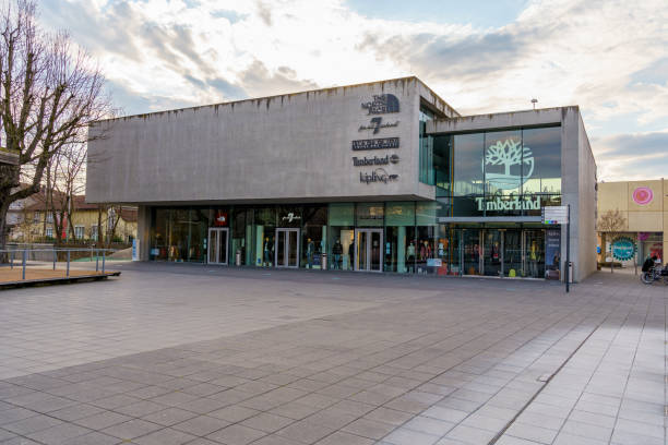 werkwoord herfst Waakzaam Metzingen Germany March 25 2021 Timberland Outlet Store In Metzingen Stock Photo - Download Image Now - iStock werkwoord herfst Waakzaam Metzingen Germany March 25 2021 Timberland Outlet Store In Metzingen Stock Photo - Download Image Now - iStock