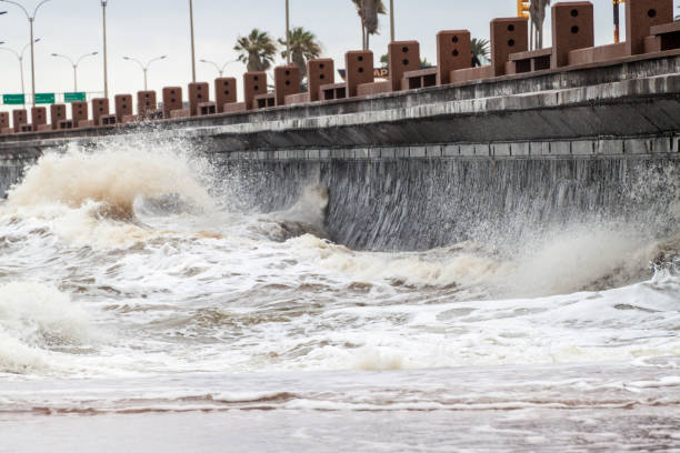istock Rough seas in Montevideo, Uruguay 1310155309