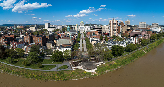 Harrisburg, Pennsylvania: the remote view over the river.