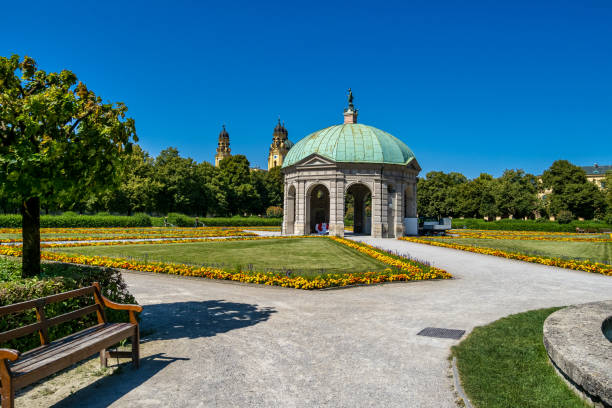 hofgarten park with dianatempel in munich, germany - diana pavilion imagens e fotografias de stock