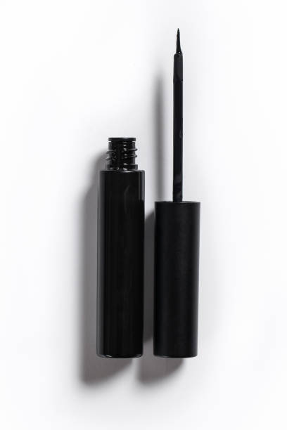 Open eyeliner with shadow, including clipping path and shadow