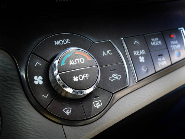 car control dials for air conditioner and heat climate controls vehicle - car air conditioner vehicle interior driving imagens e fotografias de stock