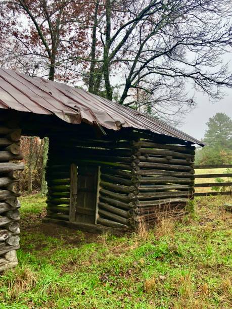 istock Rundown farm building 1310323523