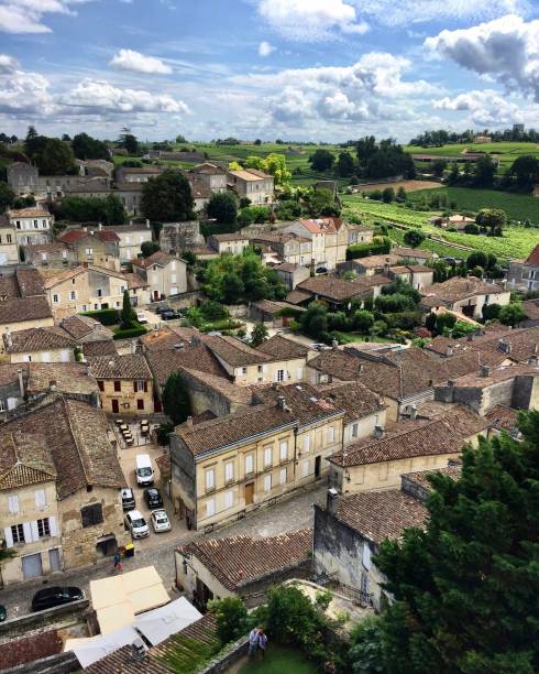 istock SAINT EMILION, FRANCE. 1310330900