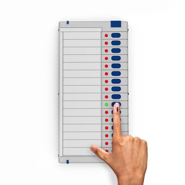 máquina eletrônica de votação, evm com sinal de votação manual masculino pressionando botão de votação índia eleição 3d ilustração - urna eletrônica - fotografias e filmes do acervo
