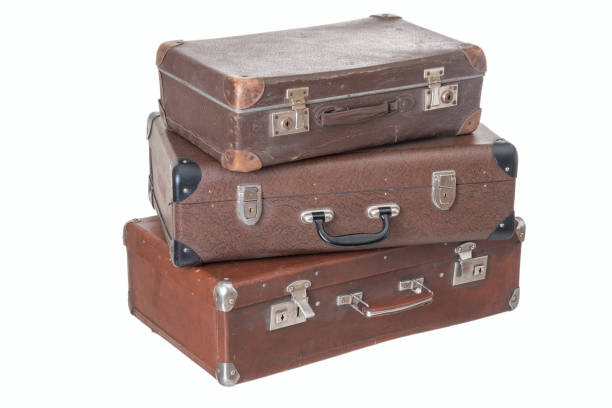 istock three old vintage suitcases of different size 1310452337