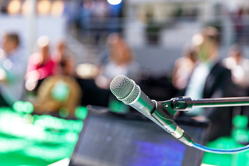 Roundtable Discussion Pictures | Download Free Images on Unsplash